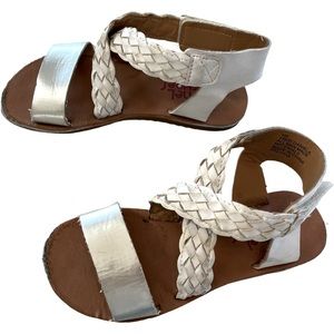 Rachel Shoes Sandal. White and Silver. 1